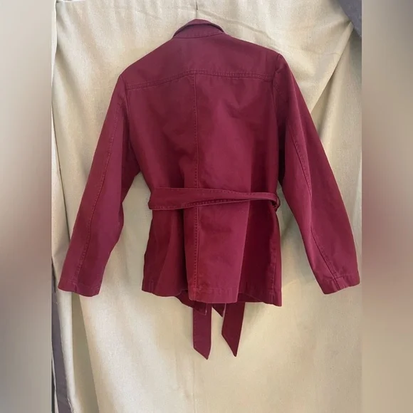 Draper James Utility Coat Deep Wine Size S 4/6 w/pockets NWOT - Picture 2 of 8